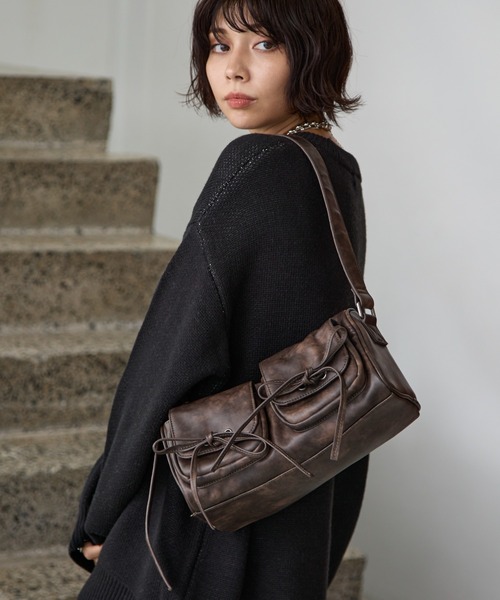 PAGEBOY(ページボーイ)の「リボンアウトポケットBAG(ショルダーバッグ・レディース・ダークブラウン/グレー/シルバー/ブラック・FREE)」の14枚目の写真