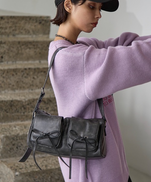 PAGEBOY(ページボーイ)の「リボンアウトポケットBAG(ショルダーバッグ・レディース・ダークブラウン/グレー/シルバー/ブラック・FREE)」の11枚目の写真