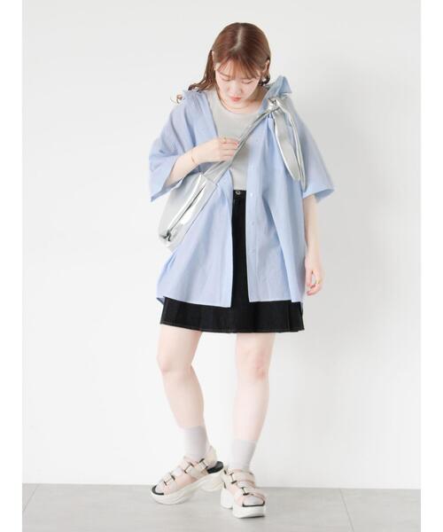 ehka sopo(エヘカソポ)の「ストライプオーバーサイズシャツ(シャツ/ブラウス・レディース・ネイビー/グリーン/ピンク/サックスブルー・F)」の8枚目の写真