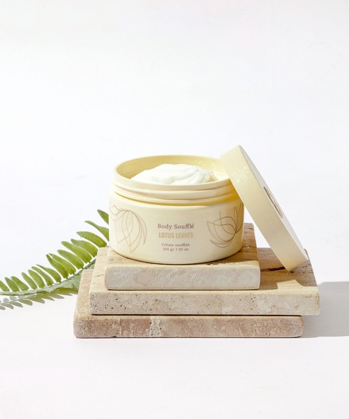 Laline(ラリン)の「ボディソフレ ロータスリーブス(限定)200g(ボディケア/ボディクリーム・レディース・その他・FREE)」の1枚目の写真