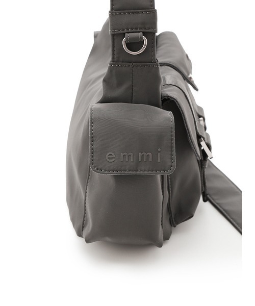 emmi(エミ)の「eco ポケットショルダーバッグ(ショルダーバッグ・レディース・グレー/アイボリー/パープル・FREE)」の17枚目の写真