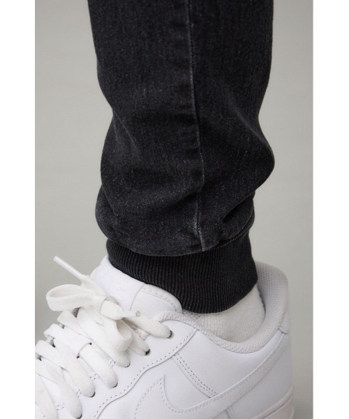 AZUL by moussy(アズールバイマウジー)の「インディゴジョガーパンツ(デニムパンツ・メンズ・ブラック/ブルー・MEDIUM/LARGE)」の13枚目の写真