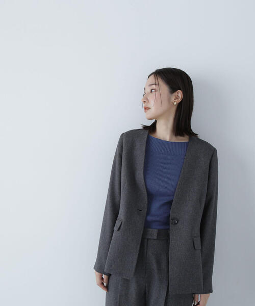 NATURAL BEAUTY BASIC(ナチュラルビューティーベーシック)の「◇シャークスキン SETUP ノーカラージャケット(ノーカラージャケット・レディース・ダークブラウン/チャコールグレー・MEDIUM/SMALL)」の3枚目の写真