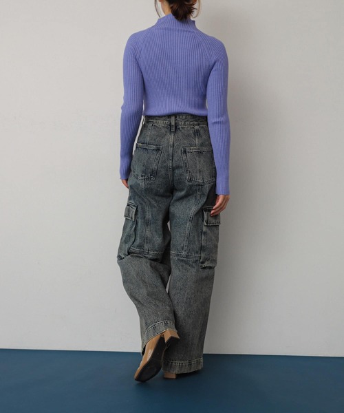SENSE OF PLACE by URBAN RESEARCH（センスオブプレイスバイアーバンリサーチ）の「ヴィンテージデニムワイドパンツ（デニムパンツ・レディース・グレー系その他/ライトインディゴブルー・SMALL/MEDIUM）」の4枚目の写真