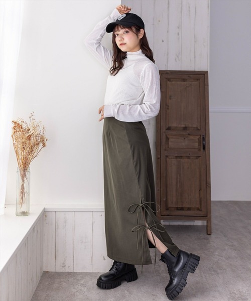 clear（クリア）の「【低身長用サイズ有】リボン付きスリットロングスカート[大人 カジュアル 着回し力抜群]≪再入荷≫（スカート・レディース・ブラック/カーキ/グレー・F/XS）」の5枚目の写真
