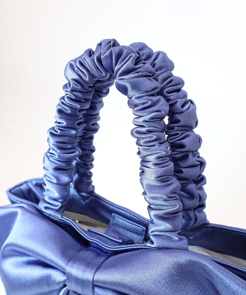 SMIR NASLI（サミールナスリ）の「サテンリボンバッグ（ハンドバッグ・レディース・ピンク/ブラック/ブルー/グレー・FREE）」の7枚目の写真