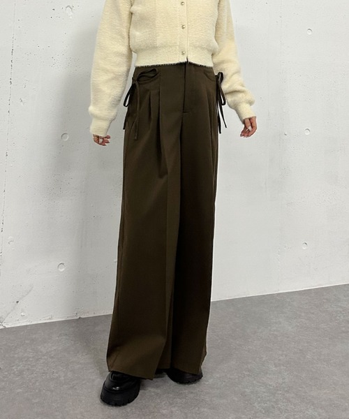 archives（アルシーヴ）の「サイドリボンタックワイドパンツ（その他パンツ・レディース・ブラック/チャコールグレー/ブラウン・MEDIUM）」の3枚目の写真