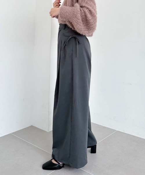 archives（アルシーヴ）の「サイドリボンタックワイドパンツ（その他パンツ・レディース・ブラック/チャコールグレー/ブラウン・MEDIUM）」の19枚目の写真