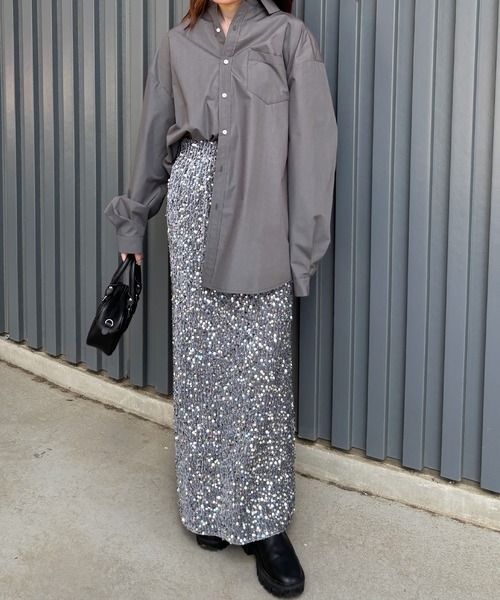 ISOOK（アイスー）の「【ISOOK / アイスー】スパンコールナロースカート  / セットアップ可能 スパンコールスカート ペンシルスカート タイトスカート ZOZOTOWN限定（スカート・レディース・シルバー/ブラック・FREE）」の3枚目の写真