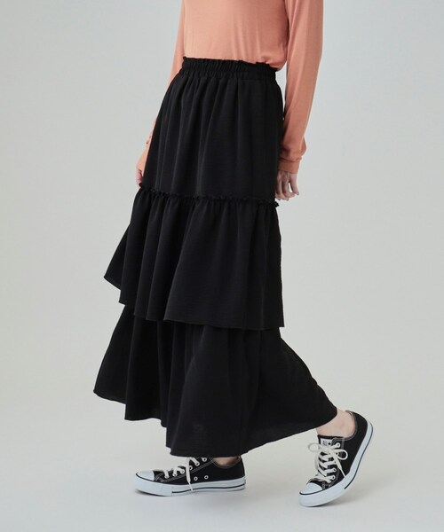 Cutie Blonde(キューティーブロンド)の「◆一枚で華やかに ティアードスカート(スカート・レディース・オフホワイト/ブラウン系その他/ブラック・01/02/03/04)」の4枚目の写真