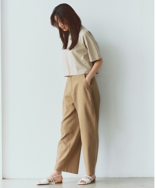UNFILO(アンフィーロ)の「カーブワイドパンツ(その他パンツ・レディース・黄土色系/ブラック系/グレー系・X-SMALL/SMALL/MEDIUM/LARGE)」の5枚目の写真
