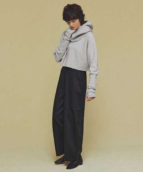 UNFILO(アンフィーロ)の「カーブワイドパンツ(その他パンツ・レディース・黄土色系/ブラック系/グレー系・X-SMALL/SMALL/MEDIUM/LARGE)」の10枚目の写真