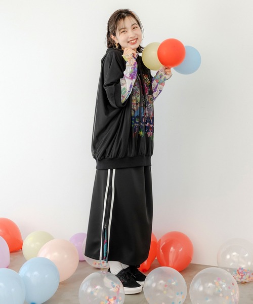ScoLar(スカラー)の「143621:蝶柄切替ジャージ トラックスカート(スカート・レディース・パープル/ボルドー/ブラック・M)」の17枚目の写真