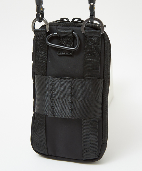 INDISPENSABLE （インディスペンサブル）の「【INDISPENSABLE / インディスペンサブル】NECKPOUCH CELL ECONYL/ネックポーチ/トラベルポーチ（ボディバッグ/ウエストポーチ・メンズ・ブラック・フリー）」の5枚目の写真