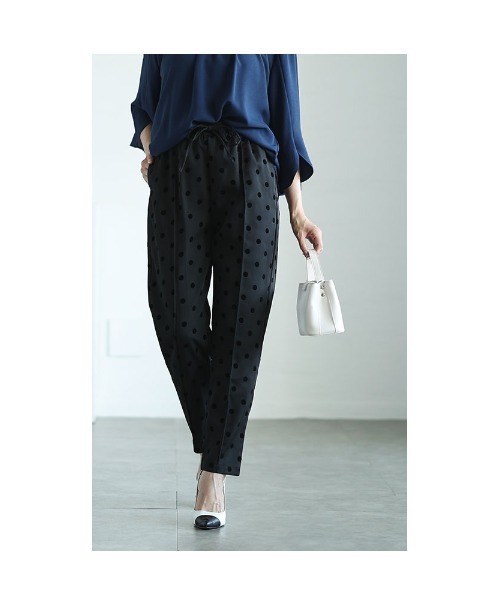 Sawa a la mode(サワアラモード)の「ドット柄テーパードパンツ(その他パンツ・レディース・ブラック・FREE)」の17枚目の写真