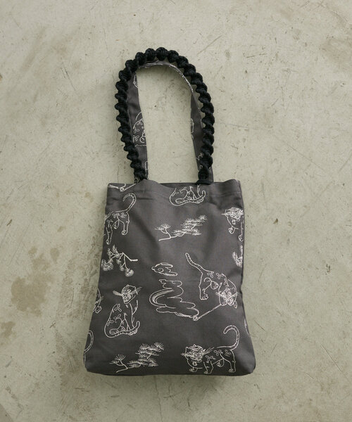 ear PAPILLONNER（イアパピヨネ）の「【Leegamgak（イカムガク