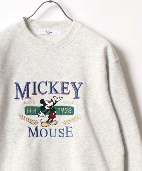 Disney(ディズニー)の「Disney/ディズニー ミッキー くまのプーさん ベイマックス ズートピア キャラクター ワンポイント サガラ刺繍 裏起毛 スウェットトレーナー レディース(スウェット・レディース・ピンク系その他/ブラウン系その他/ブラック/ワイン/サックスブルー/イエロー系その他/グレー系その他/オフホワイト/ダークグリーン/ブラック系その他/アッシュグレー/ネイビー系/イエロー/ネイビー/マスタード/ラベンダー/グリーン系その他/グレー系その他2/ベージュ/グリーン系その他2/グレー系その他3/グレー系その他4/グレー系その他5/ダークブラウン・M/L)」の8枚目の写真