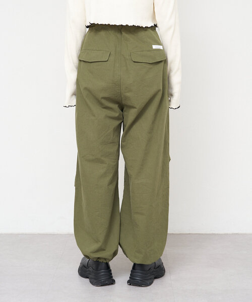 CIAOPANIC（チャオパニック）の「【UNESS/ユーネス】ワイドパラシュートパンツ（その他パンツ・レディース・カーキ・MEDIUM/SMALL）」の15枚目の写真
