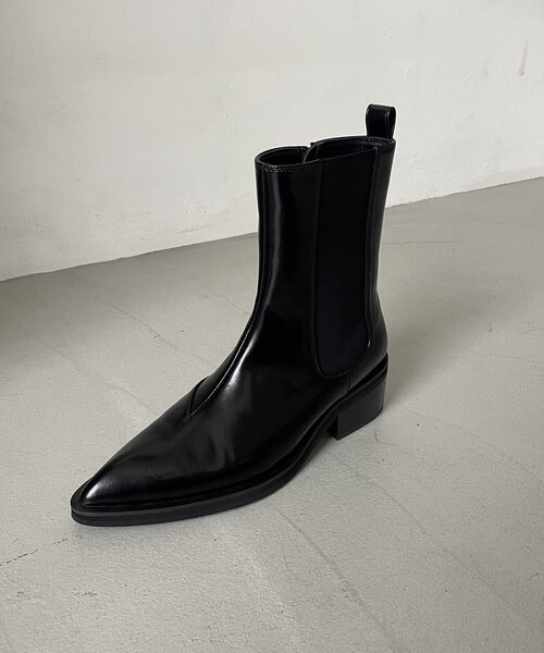 CAPRICIEUX LE'MAGE（カプリシューレマージュ）の「ポインテッドサイドゴアブーツ（パンプス・レディース・ブラック・38/36/37）」の5枚目の写真
