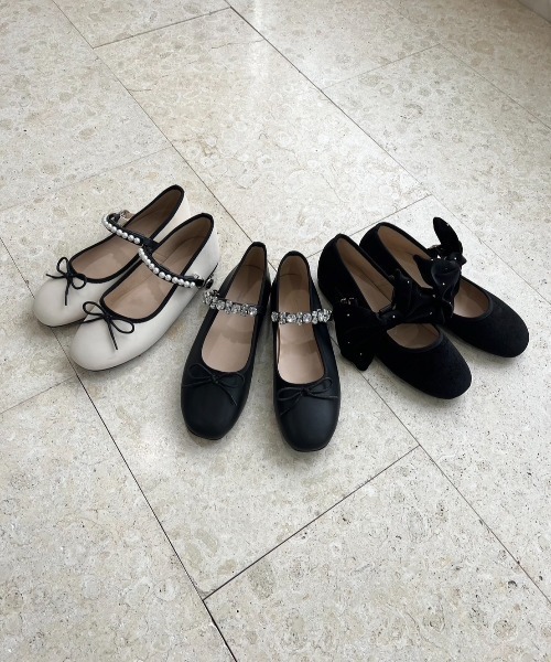 one after another NICE CLAUP(ワンアフターアナザーナイスクラップ)の「3wayカスタムバレエシューズ(バレエシューズ・レディース・アイボリー/ブラック/ブラック系その他・S/M/L)」の7枚目の写真