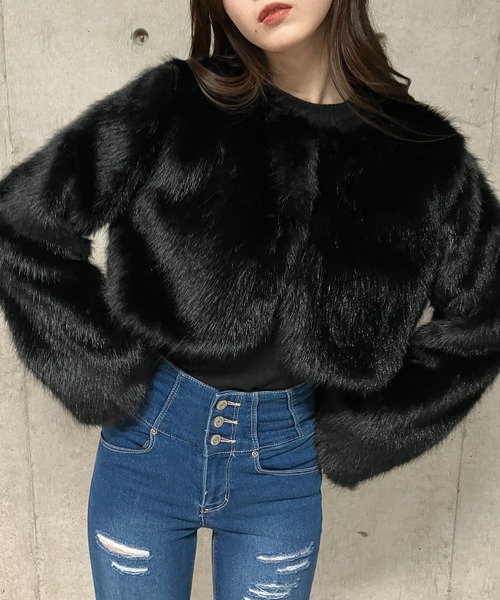 GLAMOROUS JANE(グラマラスジェーン)の「フェイクファーショート丈コート(ノーカラーコート・レディース・ブラウン/ブラック/グレー/ベージュ・FREE)」の6枚目の写真