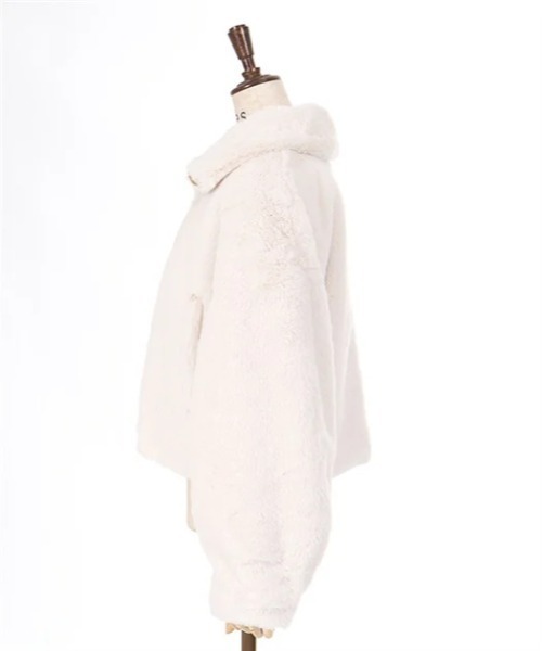 axes femme（アクシーズファム）の「ショートファーコート（ピーコート・レディース・キナリ/ブラック・FREE）」の8枚目の写真