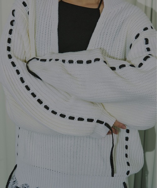 Ezick（エジック）の「Cord stitch キーネックニット（ニット/セーター・レディース・ブラック/オフホワイト・FREE）」の21枚目の写真