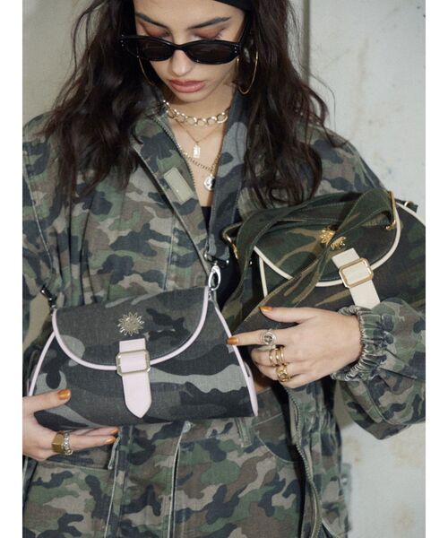 EVRIS（エヴリス）の「カモフラパイピイングショルダーBAG（ショルダーバッグ・レディース・カーキ/ブラック・FREE）」の13枚目の写真