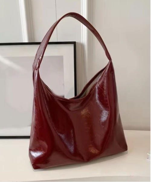 BARELY BLUE（ベアリーブルー）の「【 BARELY BLUE / ベアリーブルー 】ワンショルダー パテントレザー トートバッグ（トートバッグ・レディース・ブラック/ブラウン/ワインレッド・FREE）」の21枚目の写真