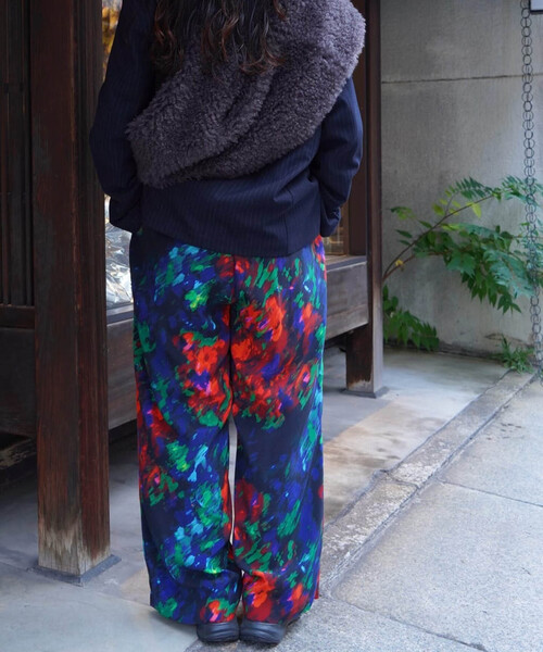 JOURNAL STANDARD LUXE（ジャーナルスタンダード　ラックス）の「Cu/Rローンフラワー イージーパンツ（その他パンツ・レディース・コバルトブルー・FREE）」の9枚目の写真