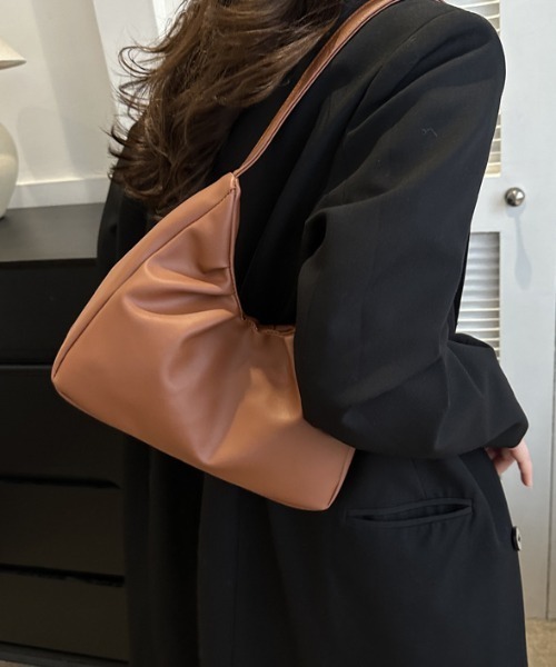 Teem Store（チームストア）の「スクエアミニハーフムーンバッグ ショルダーワンハンドルバッグ（ショルダーバッグ・レディース・ブラック/ブラウン/ホワイト・F）」の15枚目の写真