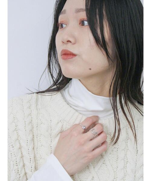 Samansa Mos2 blue（サマンサモスモスブルー）の「【帯電防止】タートルネックプルオーバー（ニット/セーター・レディース・ブルー/オフホワイト/ブラック・F）」の2枚目の写真