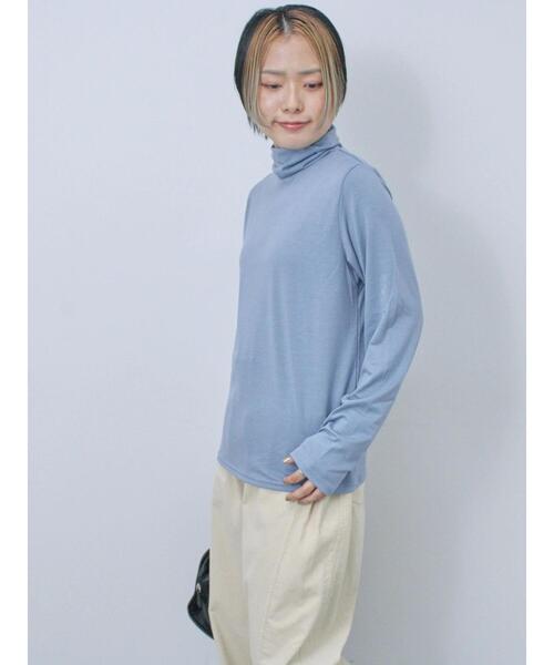 Samansa Mos2 blue（サマンサモスモスブルー）の「【帯電防止】タートルネックプルオーバー（ニット/セーター・レディース・ブルー/オフホワイト/ブラック・F）」の19枚目の写真