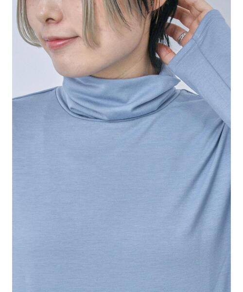 Samansa Mos2 blue（サマンサモスモスブルー）の「【帯電防止】タートルネックプルオーバー（ニット/セーター・レディース・ブルー/オフホワイト/ブラック・F）」の21枚目の写真