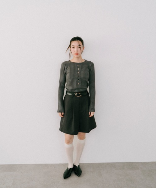 DRWCYS（ドロシーズ）の「アイレットリブニットトップス（ニット/セーター・レディース・ブラック/グレー・FREE）」の12枚目の写真