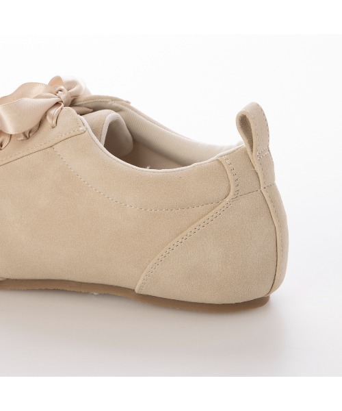 EVOL(イーボル)の「【軽量・柔らかい】レースアップスニーカー IY5717(スニーカー・レディース・ブラック/ベージュ/グレー/ブラウン/ダークグレー・22.5cm/23.0cm/23.5cm/24.0cm/24.5cm/25.0cm)」の15枚目の写真