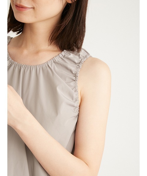 emmi(エミ)の「ギャザーフォルムワンピース(ワンピース・レディース・ブラック/ブルー/オフホワイト/グレー・0/1)」の16枚目の写真