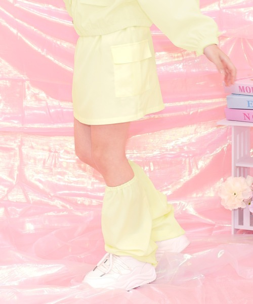 Bee des Bee(ビーデスビー)の「レッグウォーマー付きスカート(スカート・キッズ・ピンク/ラベンダー/アイボリー/ブラック・110cm/120cm/130cm/140cm/150cm/100cm)」の1枚目の写真