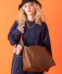 an meets zakka | an meets zakka レトロバックルベルト合成皮革スクエアショルダーバッグ / バック カバン 鞄 レディース メンズ ユニセックス 斜めがけ(ショルダーバッグ)