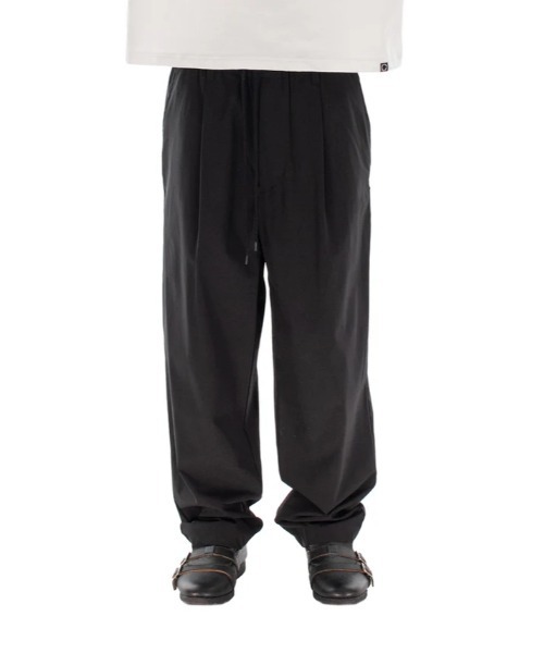 PHINGERIN(フィンガリン)の「PHINGERIN STRETCHY TROUSERS (PD-251-BT-011)(スラックス・メンズ・ブラック/ネイビー/グリーン・MEDIUM/LARGE)」の2枚目の写真