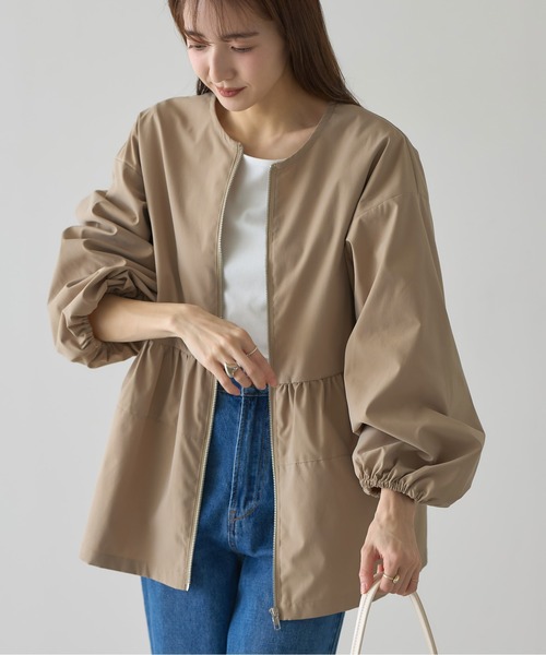 &. NOSTALGIA(アンドドットノスタルジア)の「【ZOZO限定】ペプラムブルゾン(ブルゾン・レディース・ベージュ/チャコールグレー/ブラック・M)」の3枚目の写真