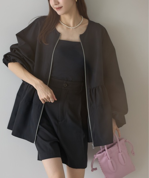 &. NOSTALGIA(アンドドットノスタルジア)の「【ZOZO限定】ペプラムブルゾン(ブルゾン・レディース・ベージュ/チャコールグレー/ブラック・M)」の2枚目の写真