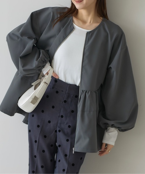 &. NOSTALGIA(アンドドットノスタルジア)の「【ZOZO限定】ペプラムブルゾン(ブルゾン・レディース・ベージュ/チャコールグレー/ブラック・M)」の6枚目の写真