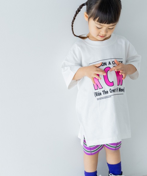 LOWRYS FARM（ローリーズファーム）の「アソートＢＩＧネオンＳＳＴ　323201（Tシャツ/カットソー・キッズ・オフホワイト/グレー/チャコールグレー/イエロー/ホワイト系その他/ブラック/グレー系その他/ホワイト系その他2・110cm/120cm/130cm/140cm/150cm）」の2枚目の写真