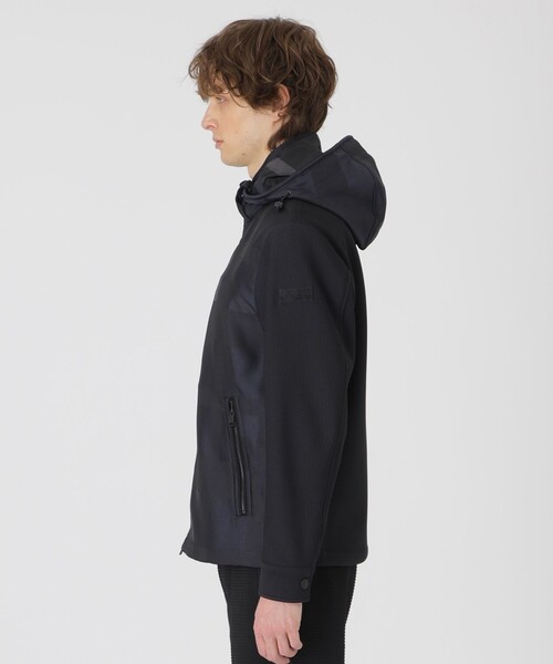 BLACK LABEL CRESTBRIDGE(ブラックレーベル・クレストブリッジ)の「【BLACK lab.】シャドーチェックハイブリッドパーカー(ブルゾン・メンズ・ネイビー/グレー系その他・L/M/XL)」の20枚目の写真