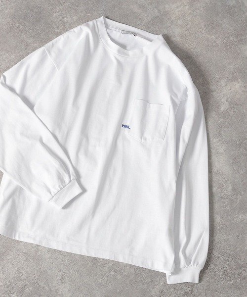 BAYFLOW(ベイフロー)の「ワンポイント刺繍長袖Tシャツ(Tシャツ/カットソー・メンズ・チャコール/ホワイト/オフホワイト/ブラック・MEDIUM/LARGE)」の2枚目の写真