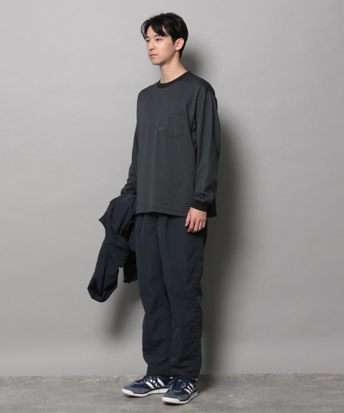 BAYFLOW(ベイフロー)の「ワンポイント刺繍長袖Tシャツ(Tシャツ/カットソー・メンズ・チャコール/ホワイト/オフホワイト/ブラック・MEDIUM/LARGE)」の19枚目の写真