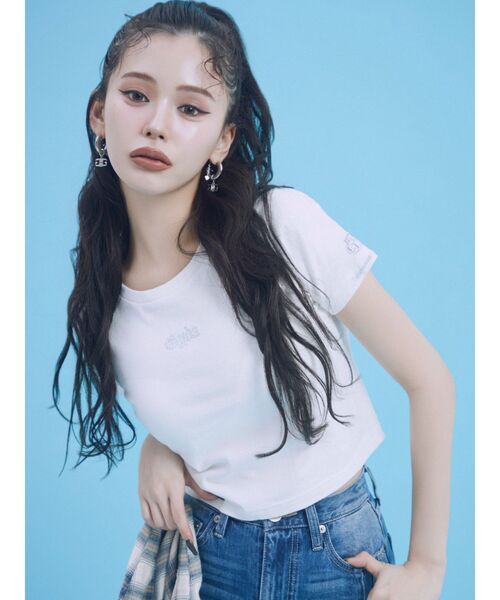 GYDA（ジェイダ）の「GYDA bijou short Tシャツ（Tシャツ/カットソー・レディース・オフホワイト/ブラック・FREE）」の4枚目の写真