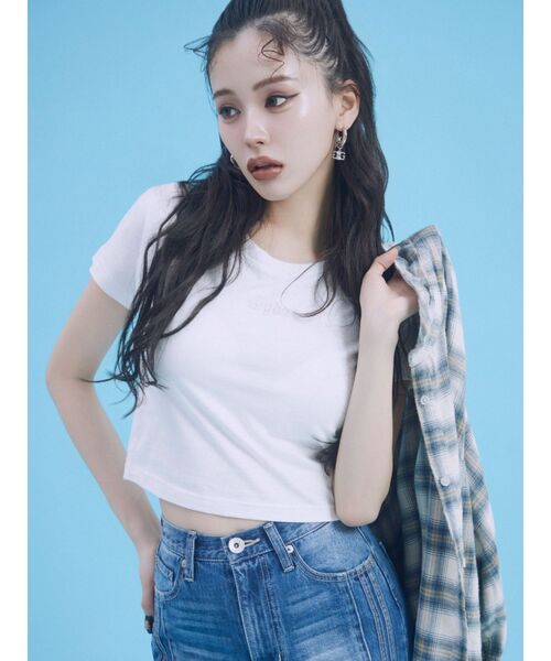 GYDA（ジェイダ）の「GYDA bijou short Tシャツ（Tシャツ/カットソー・レディース・オフホワイト/ブラック・FREE）」の5枚目の写真