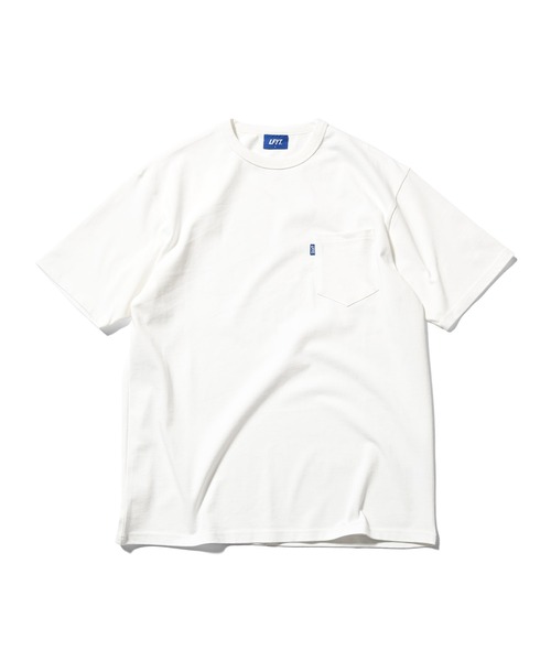 LFYT(エルエフワイティー)の「LFYT ラファイエット【Lafayette】- ポケット ロゴ ストリート シンプル アウトドア オーバー 無地 Tシャツ【SOLID POCKET TEE LS250104】(Tシャツ/カットソー・メンズ・ブルー/ブラック/ホワイト/ブラウン/ライトグリーン・MEDIUM/LARGE/X-LARGE/XX-LARGE/SMALL)」の2枚目の写真